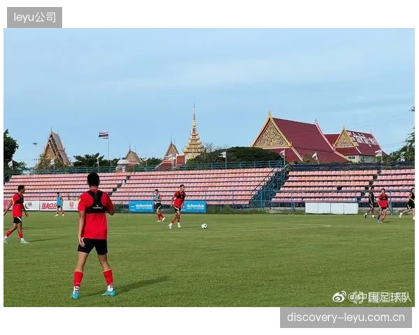 巴拿马或在对阵加纳时调整逼抢节奏，避免在湿热气候下过早消耗体能。